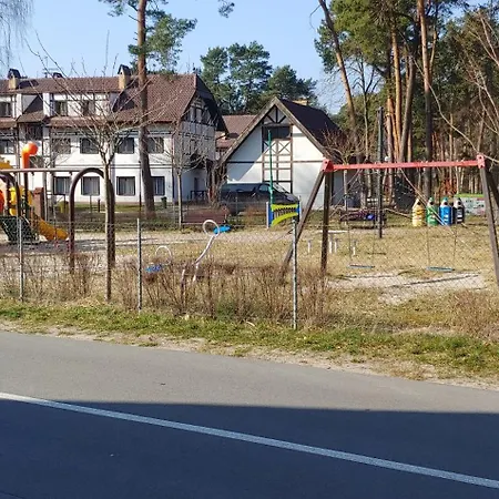 빌라 Dom Kotik W Lukecinie *