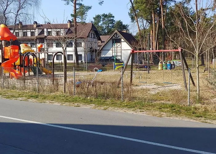 Villa Dom Kotik W Lukecinie *