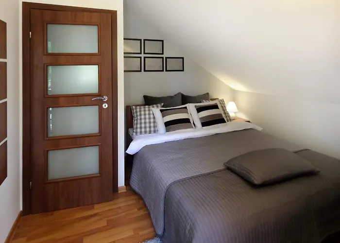 Dom Kotik W Lukecinie Villa *